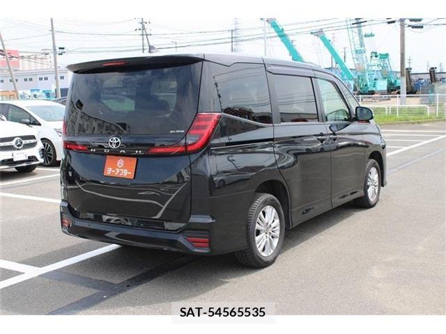 Toyota NOAH 2022-04 8526289-10