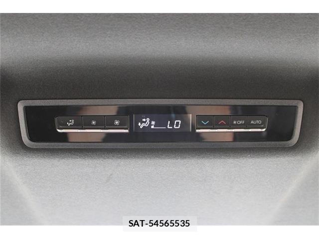 Toyota NOAH 2022-04 8526289-4