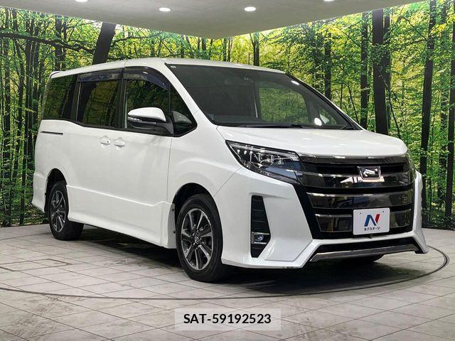 Toyota NOAH 2017-10 8526288-16