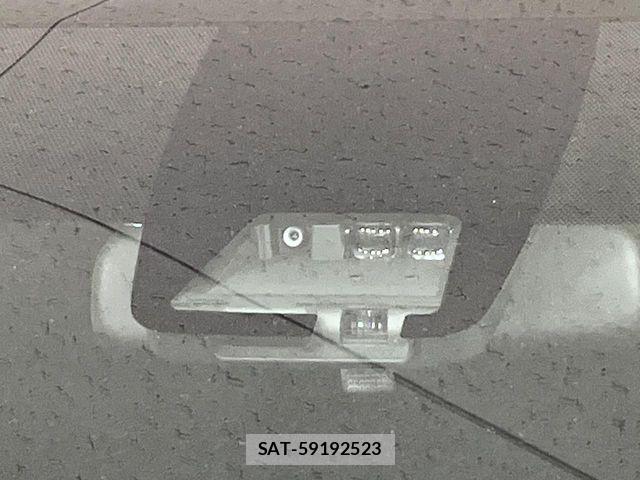 Toyota NOAH 2017-10 8526288-5
