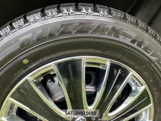 Toyota NOAH 2006-04 8562985-9