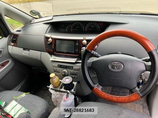 Toyota NOAH 2006-04 8562985-15