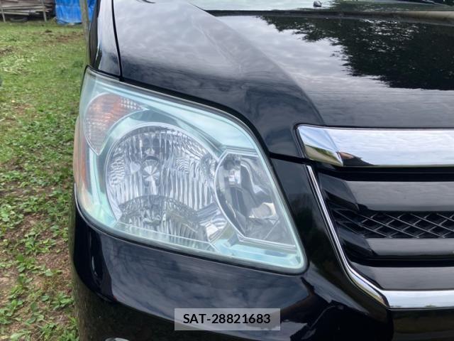 Toyota NOAH 2006-04 8562985-3