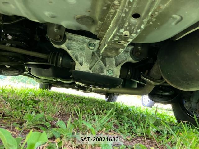 Toyota NOAH 2006-04 8562985-7