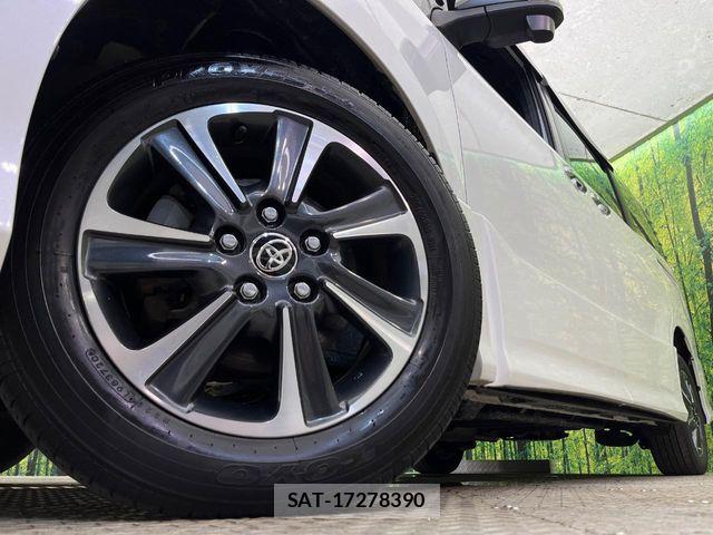 Toyota NOAH 2020-12 8562982-13
