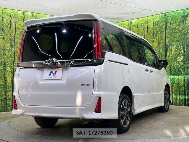 Toyota NOAH 2020-12 8562982-16