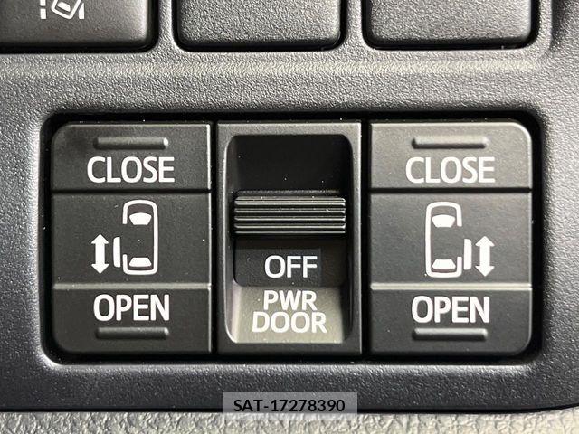 Toyota NOAH 2020-12 8562982-2
