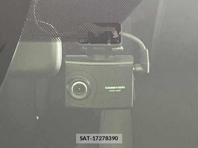 Toyota NOAH 2020-12 8562982-6