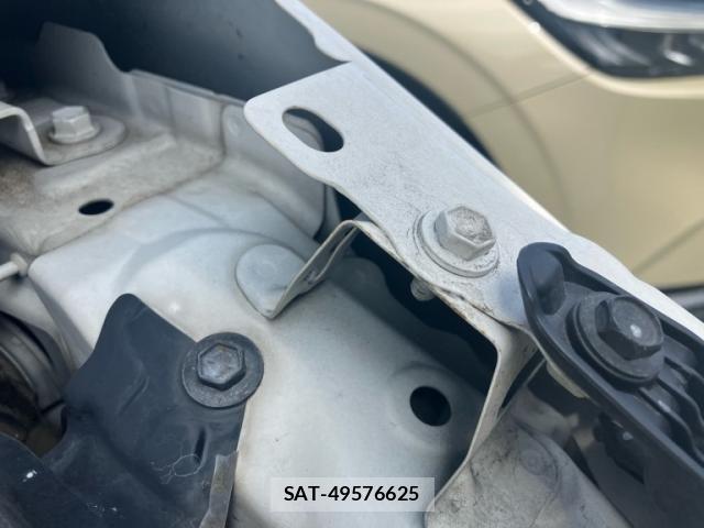 Toyota NOAH 2015-10 8562984-10