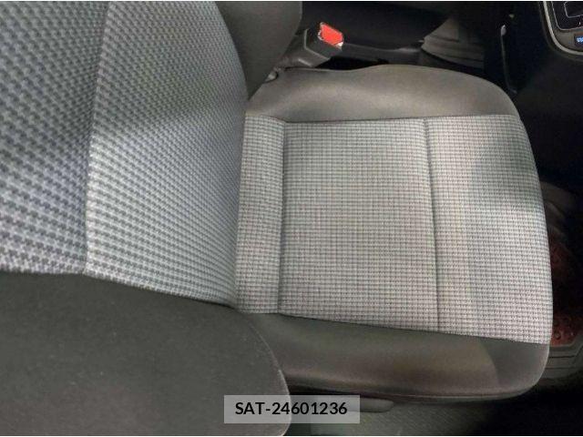 Toyota NOAH 2023-10 8562983-7