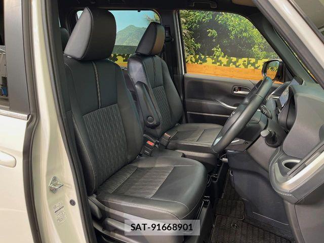 Toyota NOAH 2024-02 8628111-9