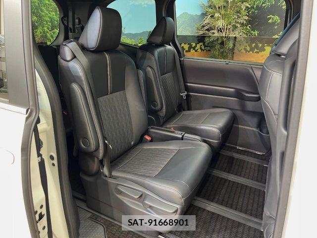 Toyota NOAH 2024-02 8628111-10