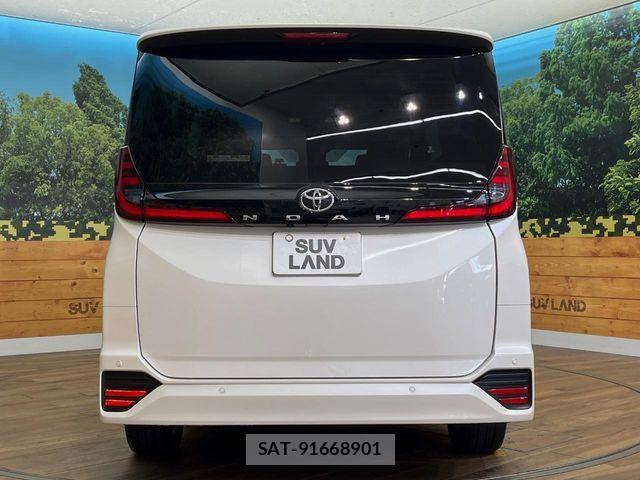 Toyota NOAH 2024-02 8628111-16