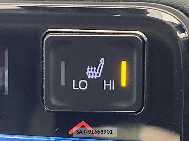Toyota NOAH 2024-02 8628111-8