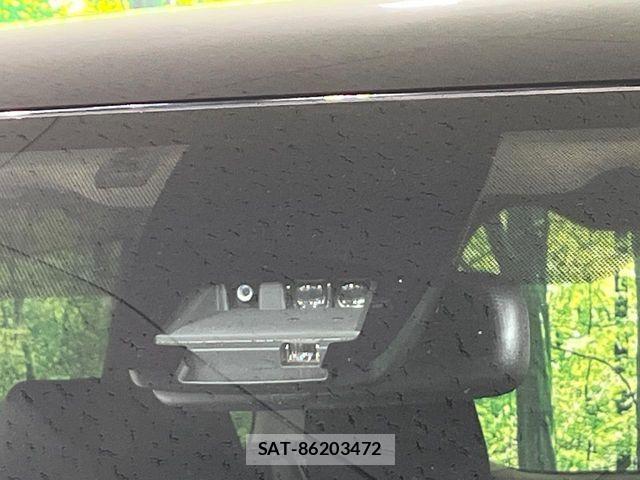 Toyota NOAH 2016-01 8628112-5