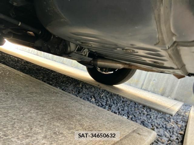 Toyota NOAH 2014-03 8628113-21