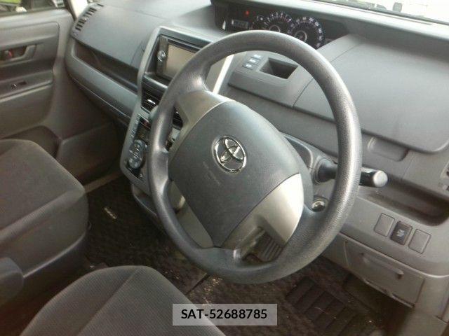 Toyota NOAH 2008-03 8666654-1