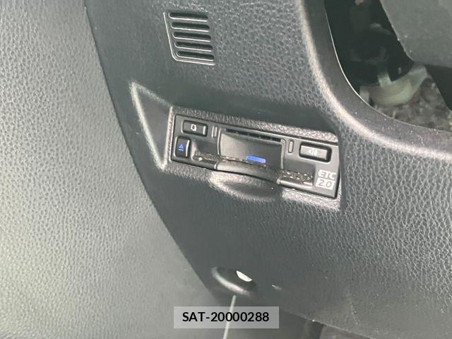 Toyota NOAH 2024-01 8666656-10