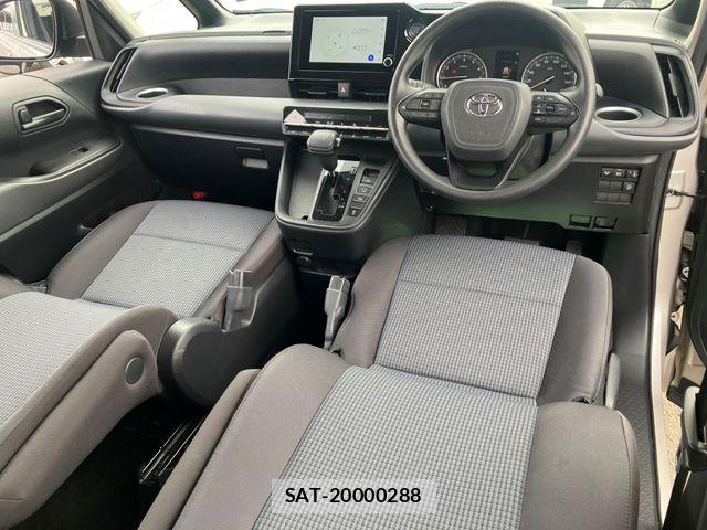 Toyota NOAH 2024-01 8666656-1