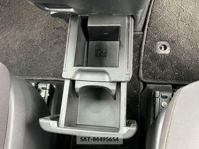 Toyota NOAH 2023-07 8666657-20