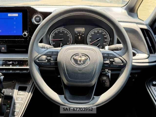 Toyota NOAH 2022-03 8666658-14