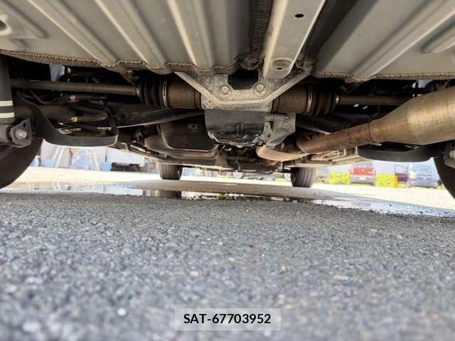 Toyota NOAH 2022-03 8666658-22