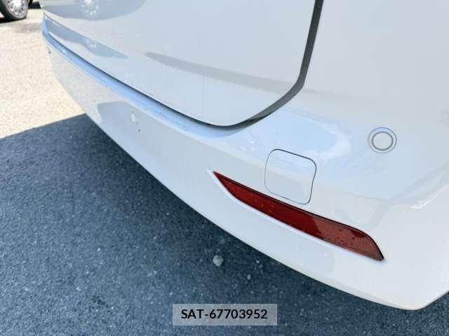 Toyota NOAH 2022-03 8666658-28