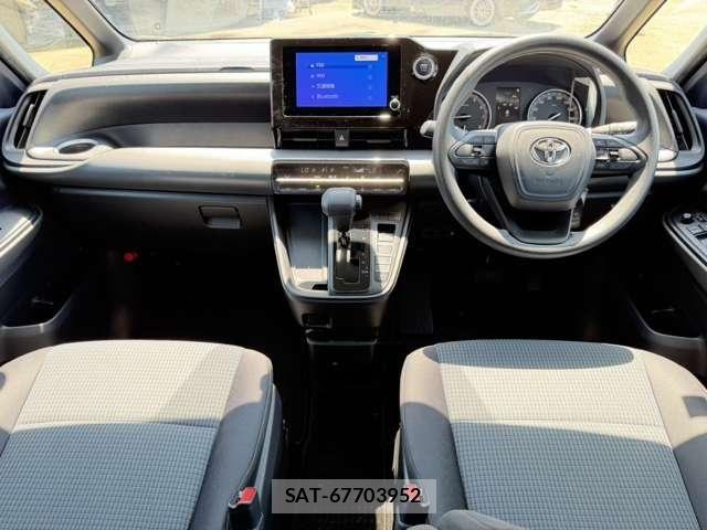 Toyota NOAH 2022-03 8666658-4