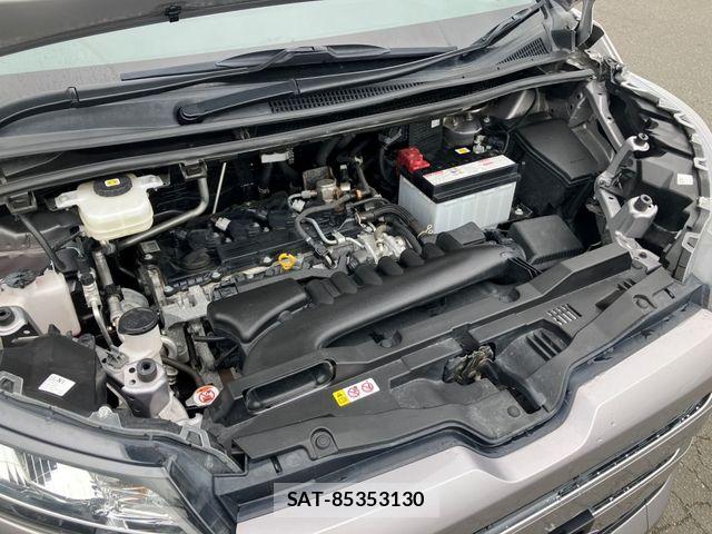Toyota NOAH 2023-07 8686178-3