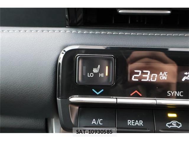 Toyota NOAH 2023-08 8686176-13