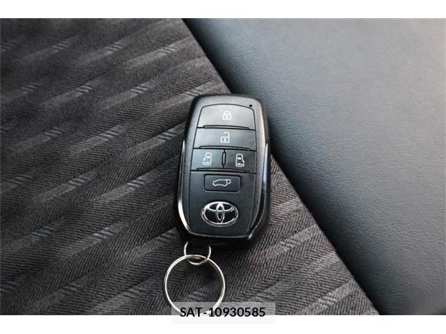 Toyota NOAH 2023-08 8686176-29