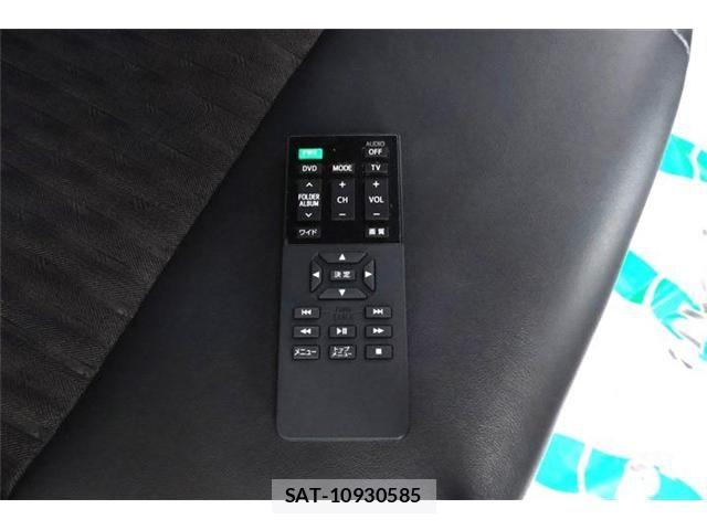 Toyota NOAH 2023-08 8686176-5