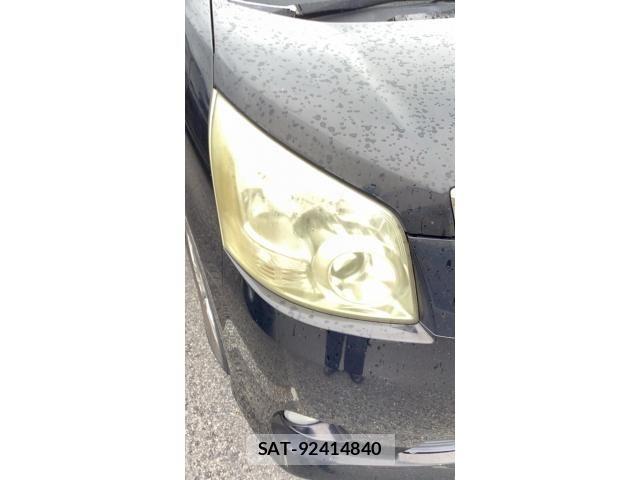 Toyota NOAH 2009-10 8744784-28