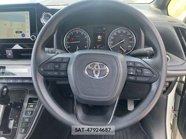 Toyota NOAH 2023-07 8744776-10