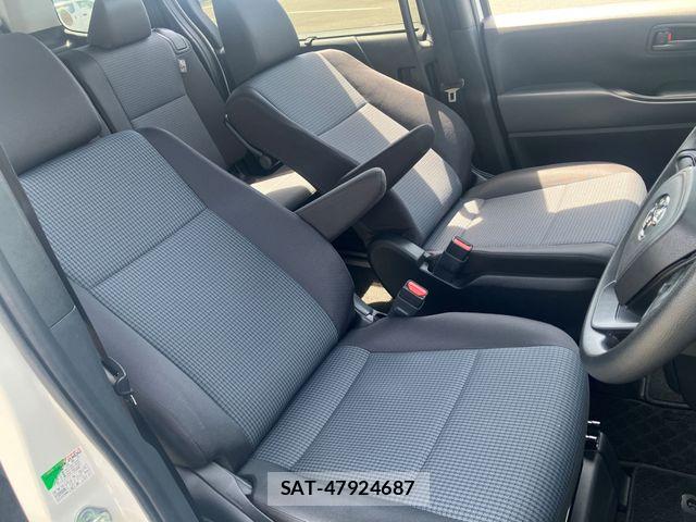Toyota NOAH 2023-07 8744776-11