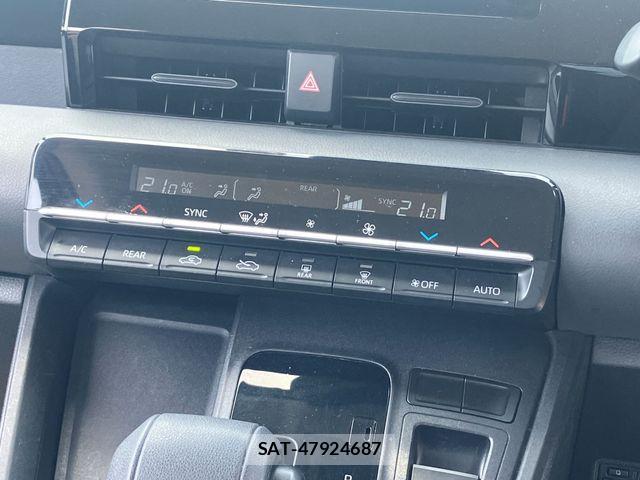 Toyota NOAH 2023-07 8744776-6