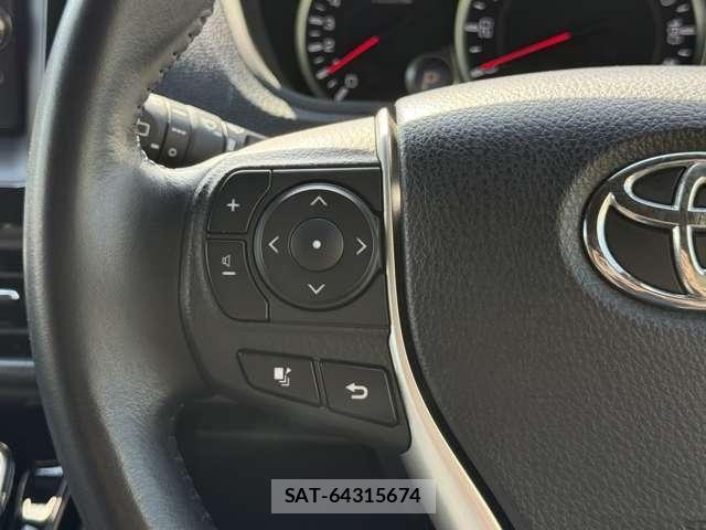 Toyota NOAH 2017-03 8744777-20