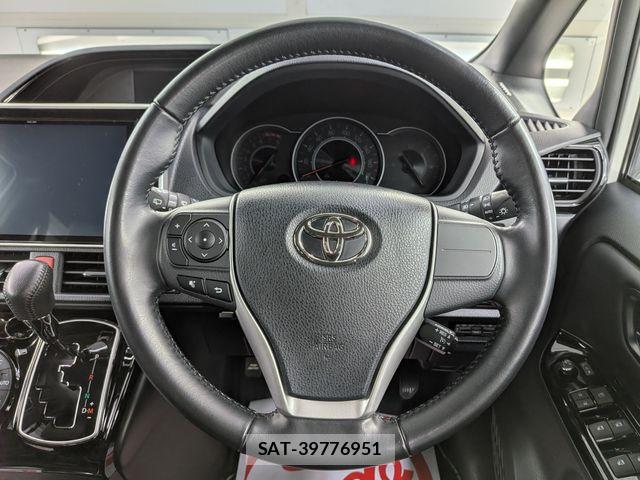 Toyota NOAH 2019-03 8744775-17