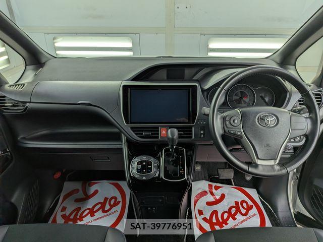 Toyota NOAH 2019-03 8744775-22