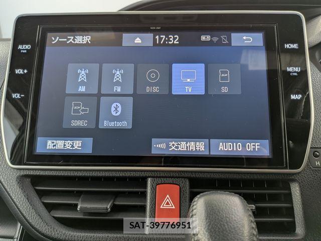 Toyota NOAH 2019-03 8744775-26