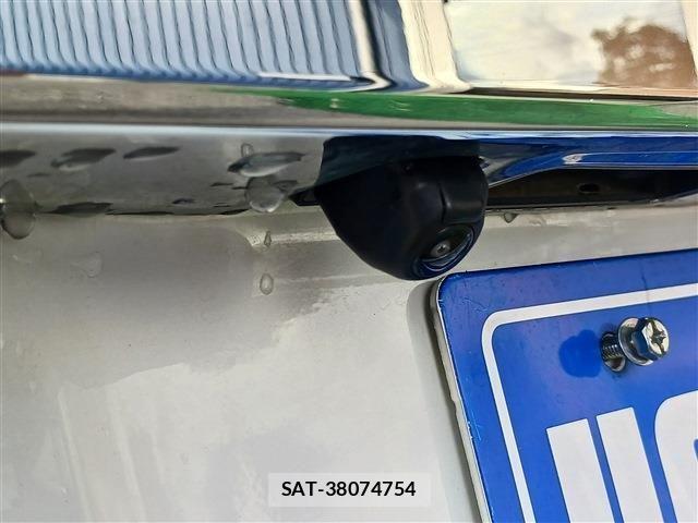 Toyota NOAH 2021-08 8744779-9