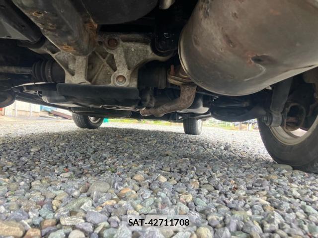 Toyota NOAH 2007-08 8744780-11