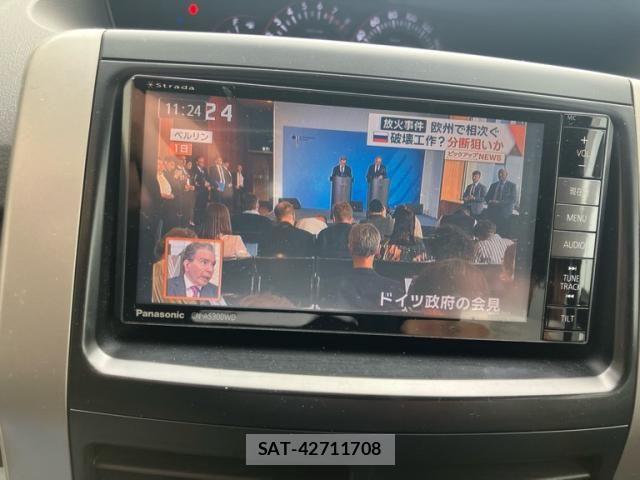 Toyota NOAH 2007-08 8744780-19