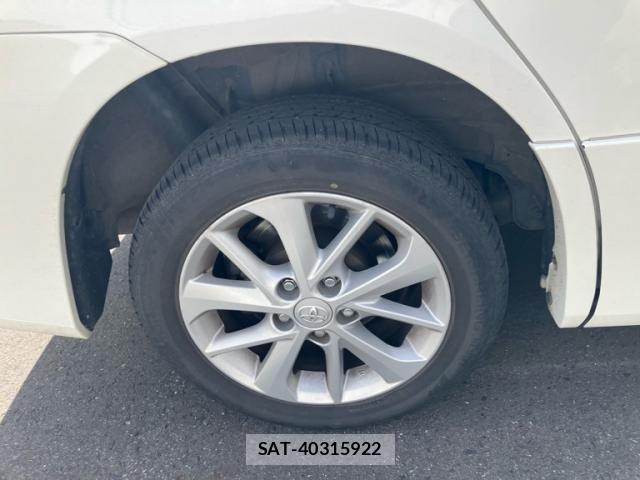 Toyota NOAH 2013-10 8744781-5