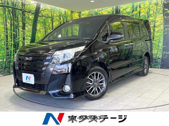 Toyota NOAH 2017-04 8781411-0