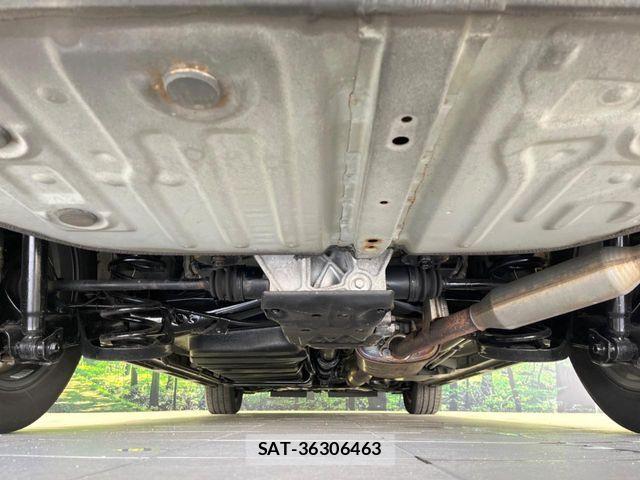 Toyota NOAH 2017-04 8781411-18