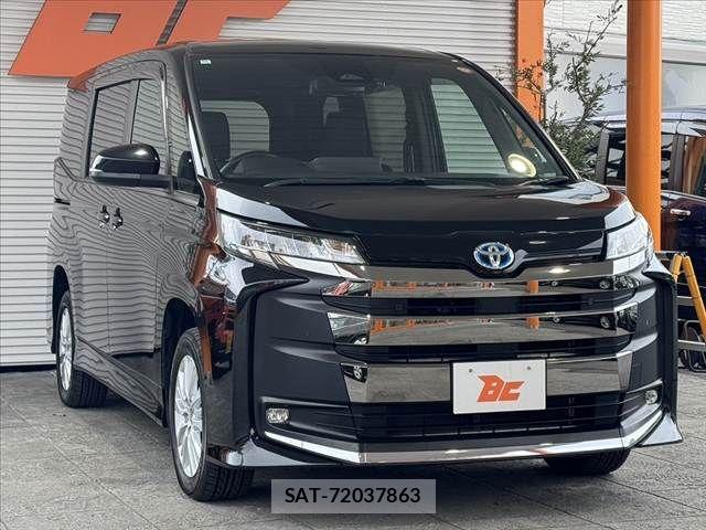 Toyota NOAH 2022-10 8781409-10