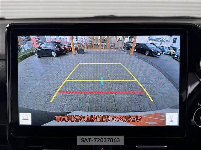 Toyota NOAH 2022-10 8781409-3