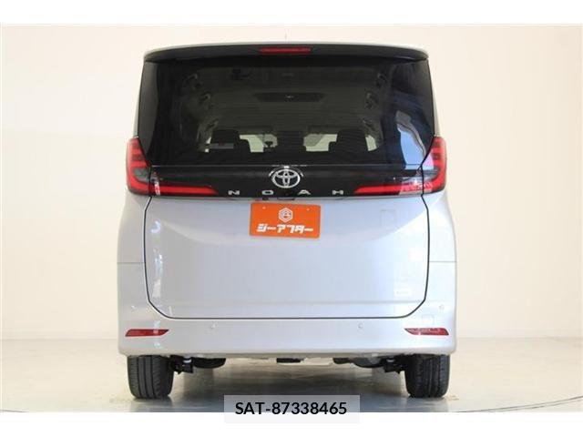 Toyota NOAH 2023-11 8796948-10