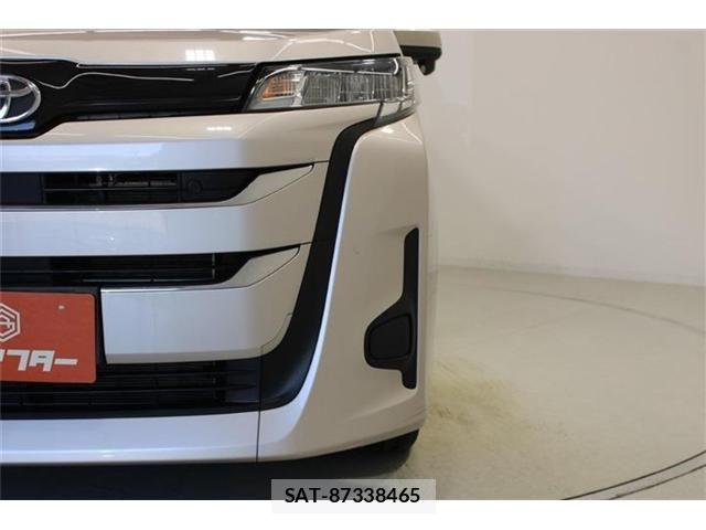 Toyota NOAH 2023-11 8796948-13